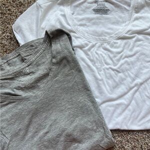 Women’s XL tshirts new